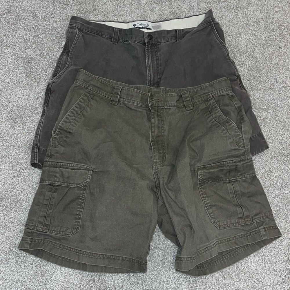 2-Gray Olive Columbia Hiking trail walking camping cargo shorts 36” men’s